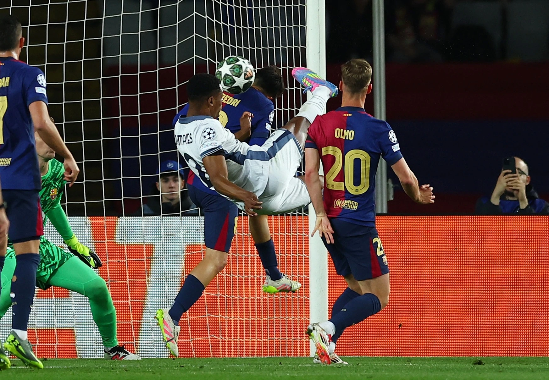 hiếm! Trận bán kết lượt đi Champions League kết thúc với tỷ số hòa 3-3, đây mới là lần thứ ba trong lịch sử
