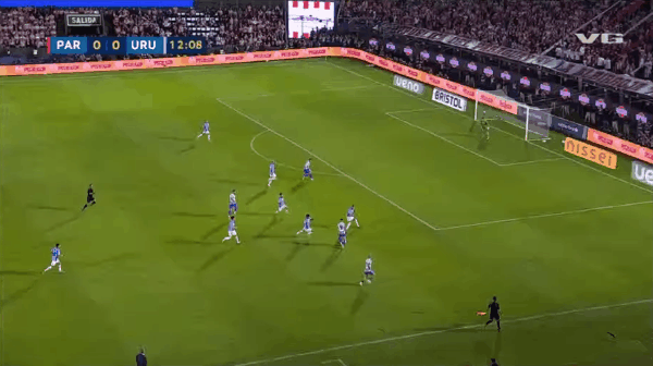 Vòng loại World South America: Galaza ghi bàn, Paraguay dẫn trước Uruguay 1-0