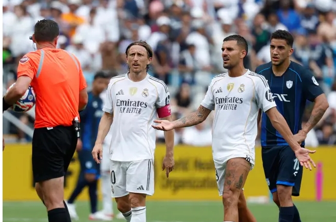 Trọng tài người Brazil Abati sẽ bắt trận Real Madrid gặp Dortmund. Ông đã từng bắt trận vòng bảng của Real Madrid.