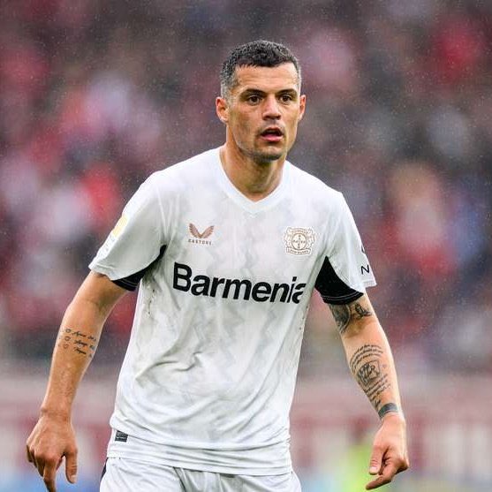 Romano: Sunderland đang cố gắng ký hợp đồng với Xhaka và đội cũng đã liên hệ với người đại diện của Anguisa