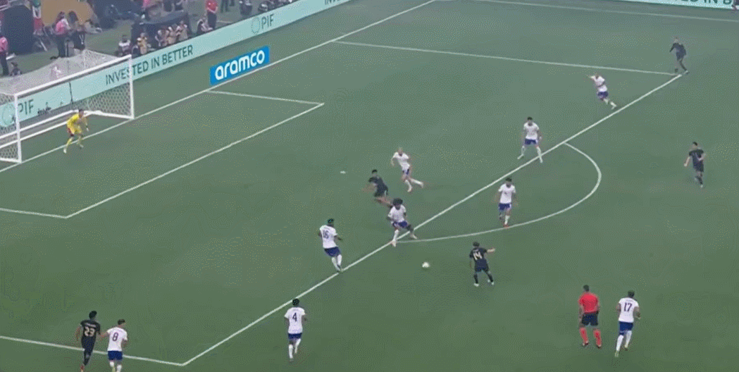 Hiệp 1 Gold Cup: Richards ghi bàn, Jimenez gỡ hòa, Hoa Kỳ 1-1 Mexico