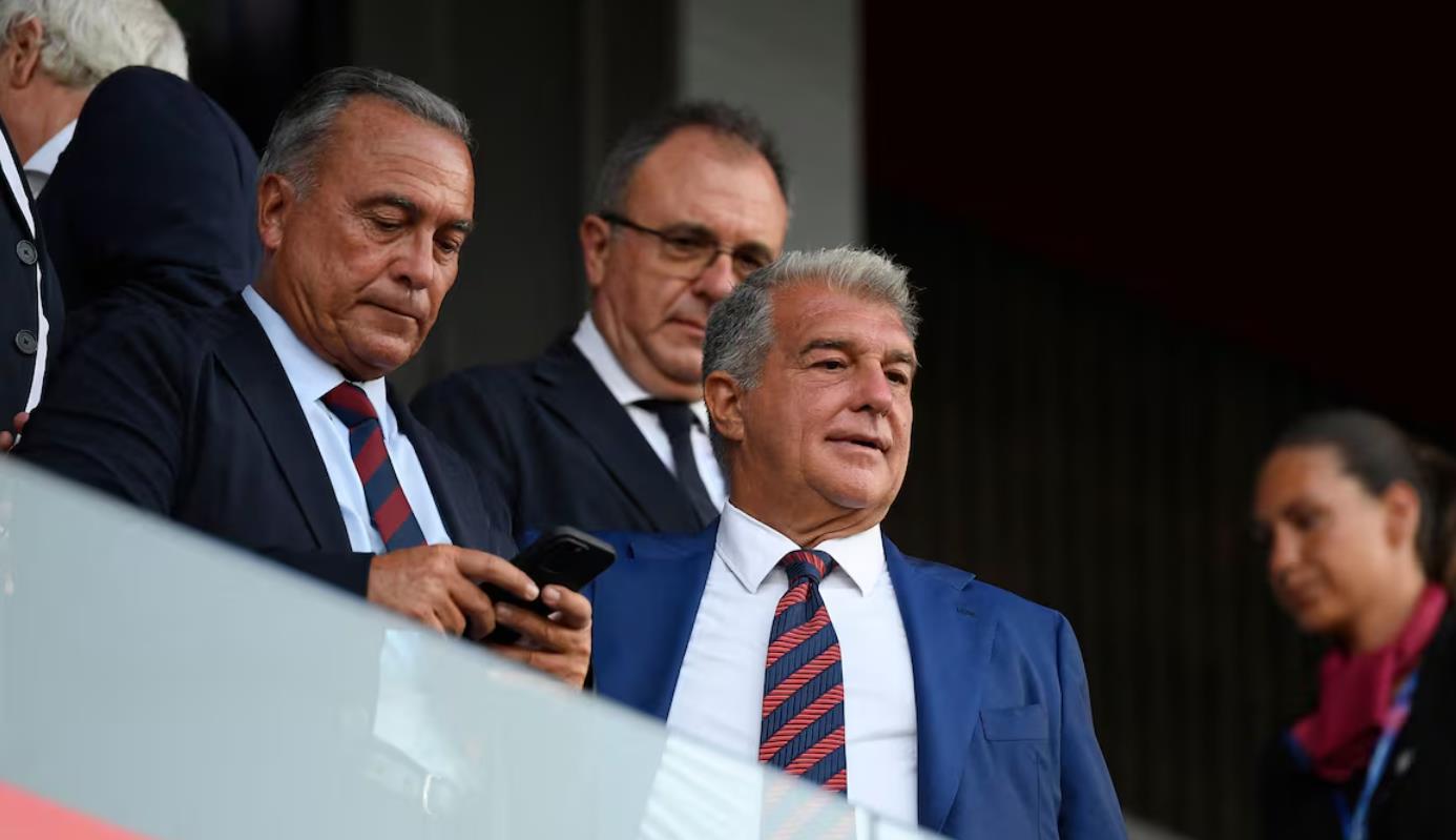 Laporta: Không có gì đảm bảo rằng tất cả cầu thủ sẽ được đăng ký trước khi La Liga bắt đầu, nhưng chúng tôi vẫn còn thời gian