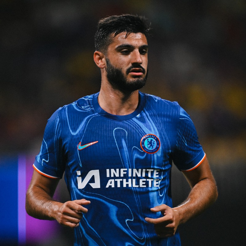 Chính thức: Burnley ký hợp đồng với tiền đạo Broja của Chelsea với giá khoảng 20 triệu bảng Anh