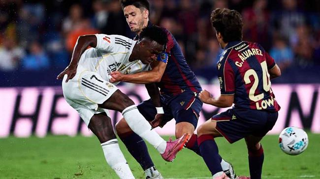 Đội trưởng Levante chỉ trích Vinicius vì hành vi thiếu tôn trọng Đội trưởng Levante chỉ trích Vinicius vì hành vi thiếu tôn trọng