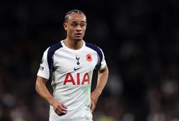 Tottenham bị chỉ trích dữ dội vì chiêu mộ Xavi Simons
