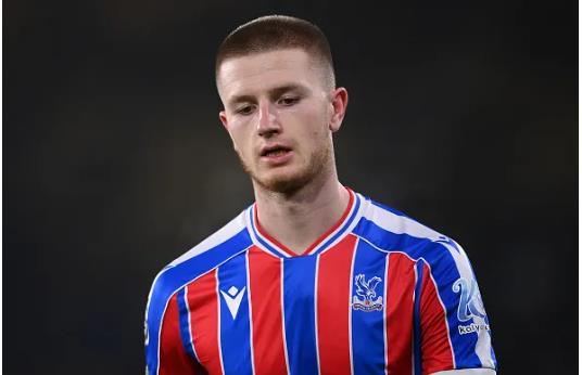 Adam Wharton đang là mục tiêu hàng đầu của MU. Adam Wharton dang la muc tieu hang dau cua MU.