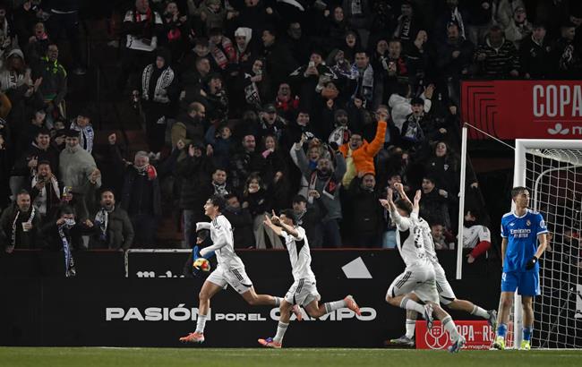 Real de thua 2-3 tren san cua Albacete