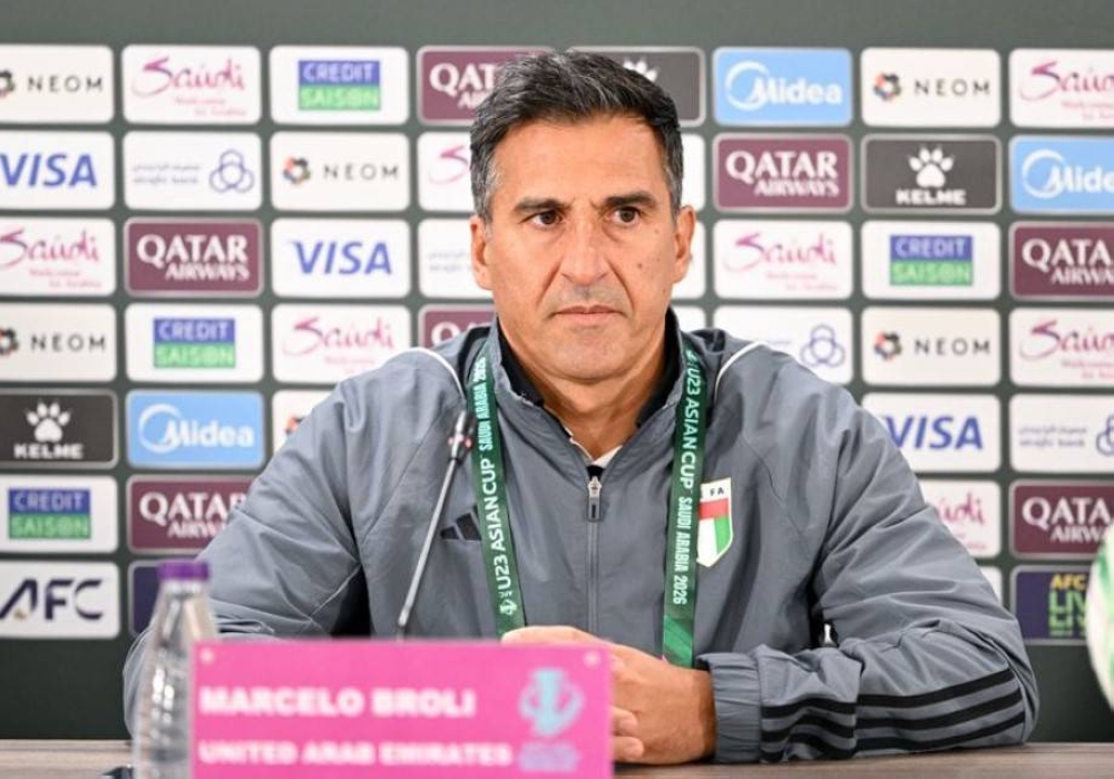 HLV  Marcelo Broli vs U23 UAE