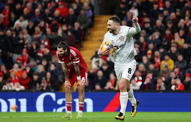 Szoboszlai ân hận vì sai lầm suýt khiến Liverpool trả giá 1