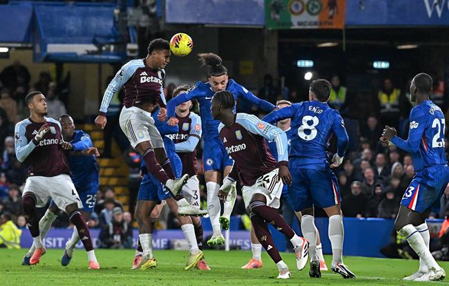 Enzo Maresca chỉ ra bước ngoặt ở trận thua của Chelsea